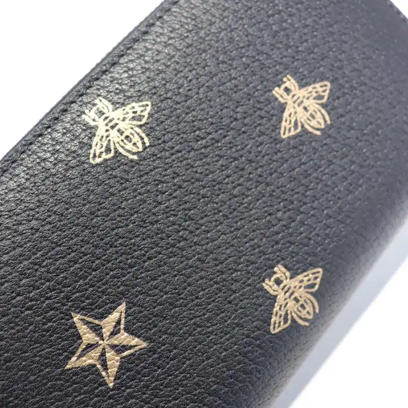 G*u*i brand handbags zip around wallet 1904g0022