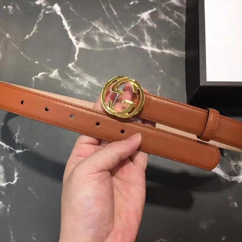 G*u*i s belte 1905bl0161