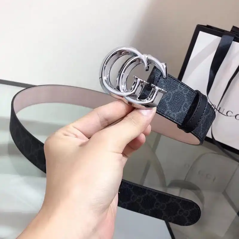 G*u*i s belte 1905bl0257