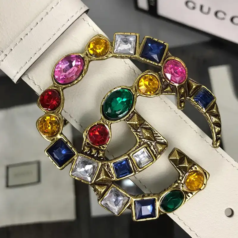 G*u*i s belte 1905bl0423