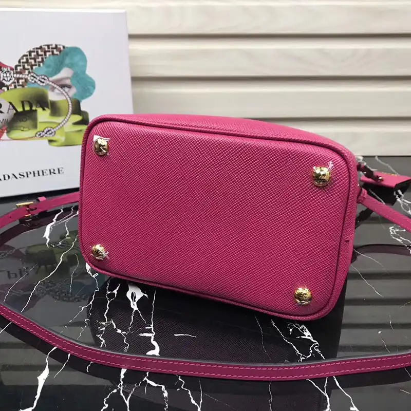 Pra*a bags 1907bp0029