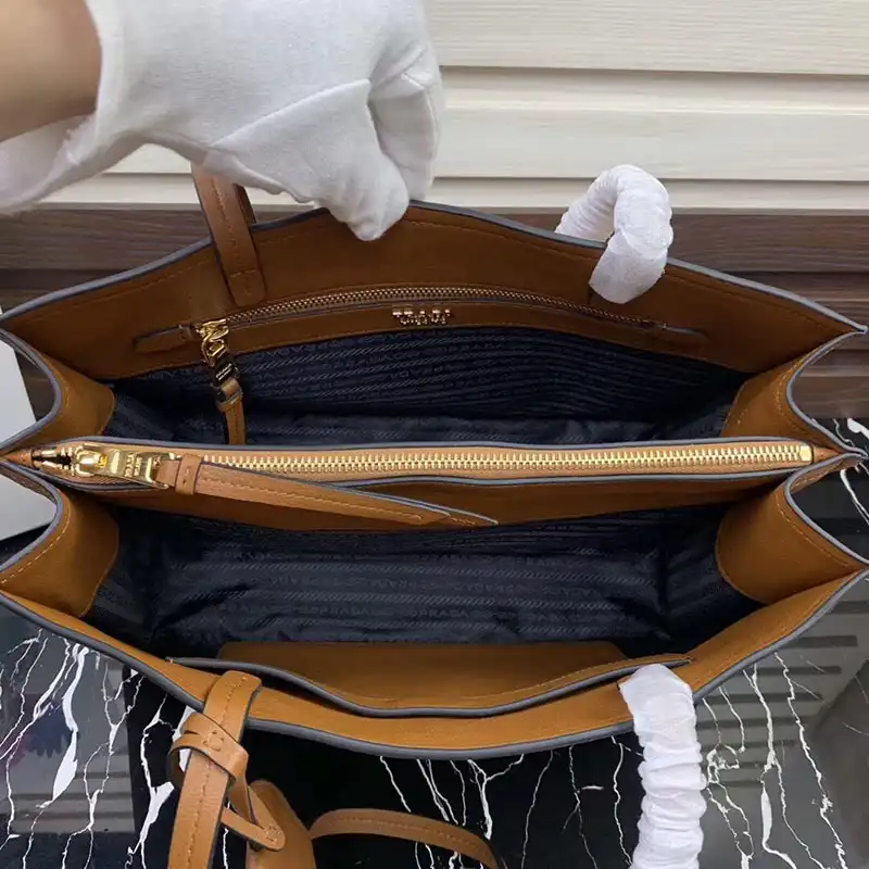 Pra*a bags 1907bp0040