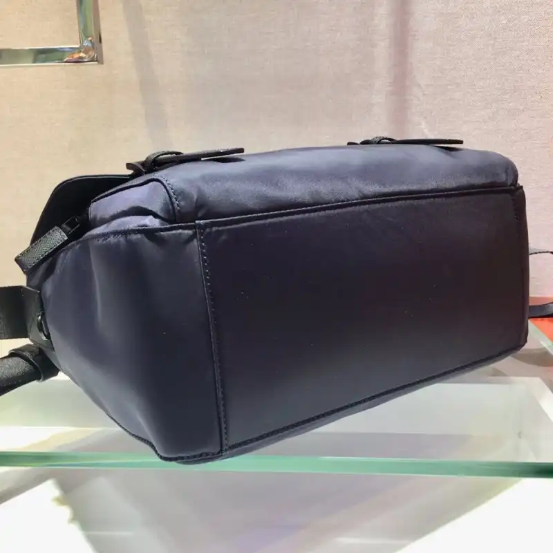 Pra*a bags 1910bb0059