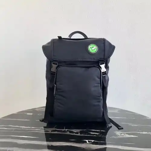 Pra*a bags 1910bb0061