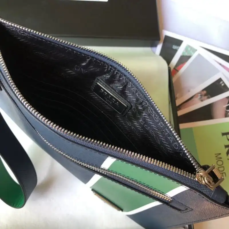 Pra*a bags 1910bb0068