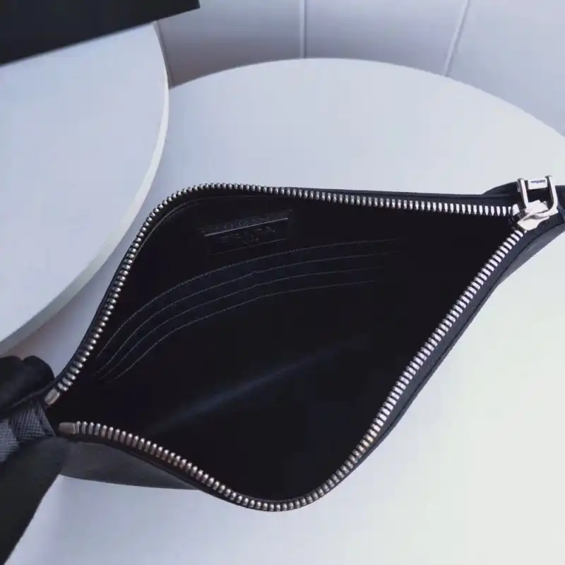 Pra*a bags 1910bb0076