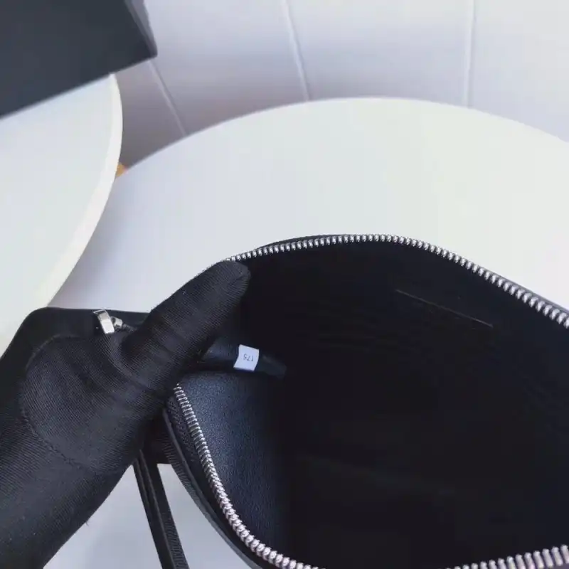 Pra*a bags 1910bb0077