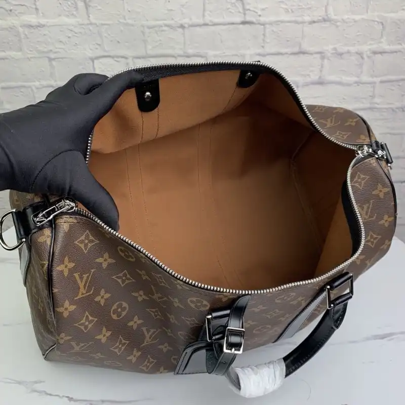 LV Bags 1911B570010