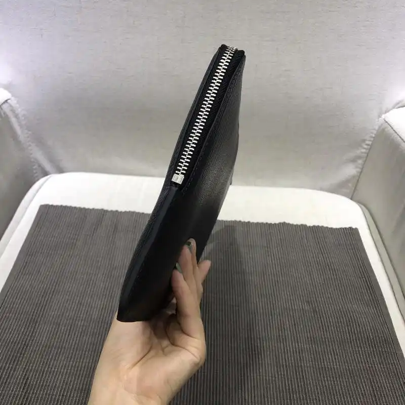 ale*d*r M*Q*en bags 1917m0006