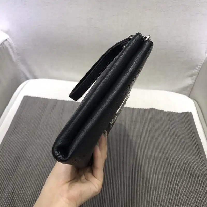 ale*d*r M*Q*en bags 1917m0007