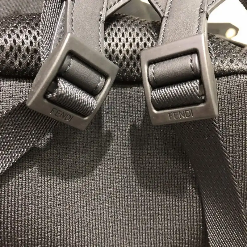 F**di bags 1917m0040