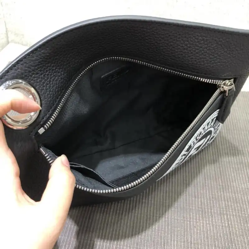 F**di bags 1917m0043