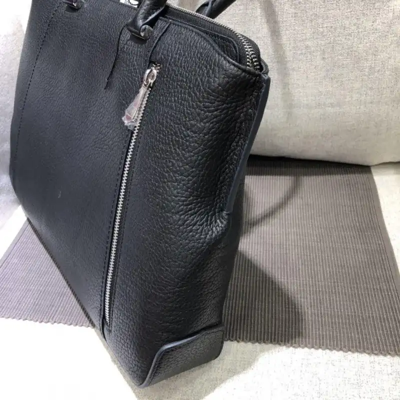 F**di bags 1917m0044