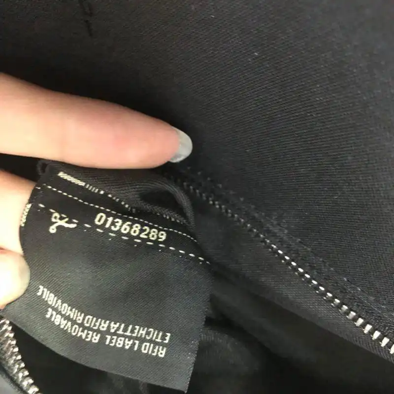 F**di bags 1917m0051