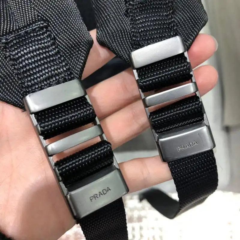 Pra*a bags 1917m0098