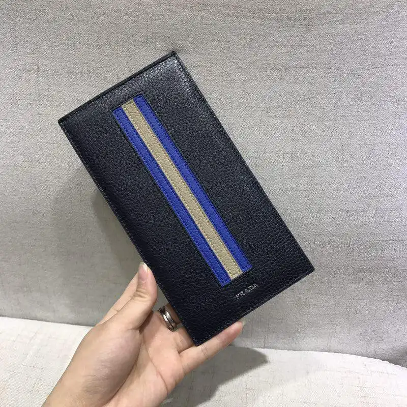 Pra*a bags 1917m0103