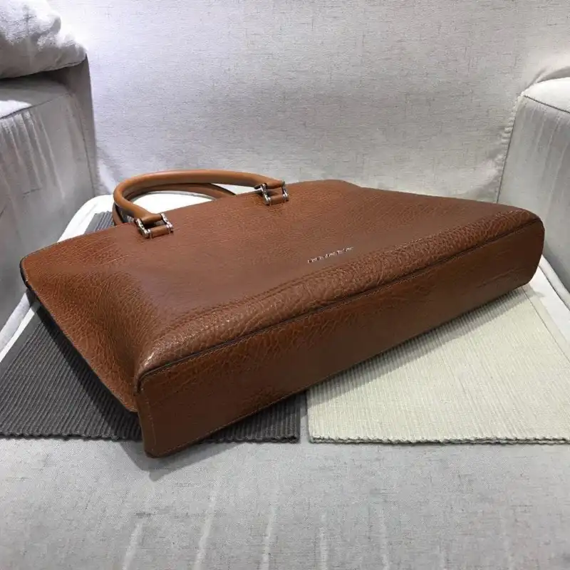 Pra*a bags 1917m0104