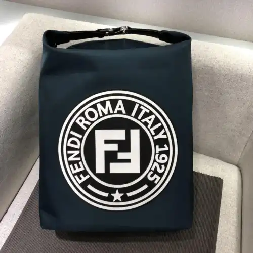 F**di bags 1917m0050