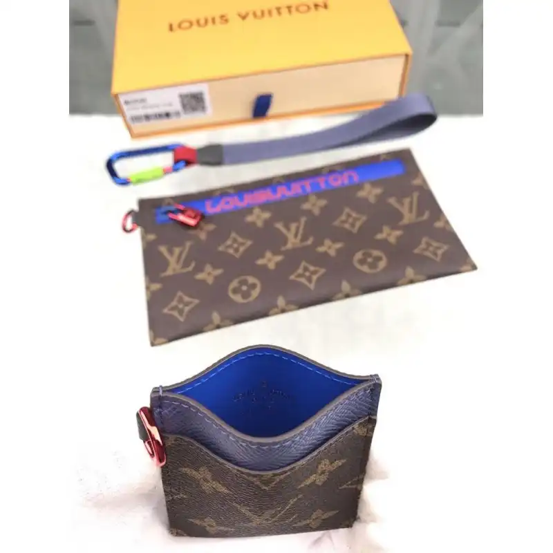 LV Bags 19B570149