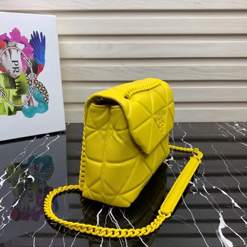 Pra*a bags 19b57b0061