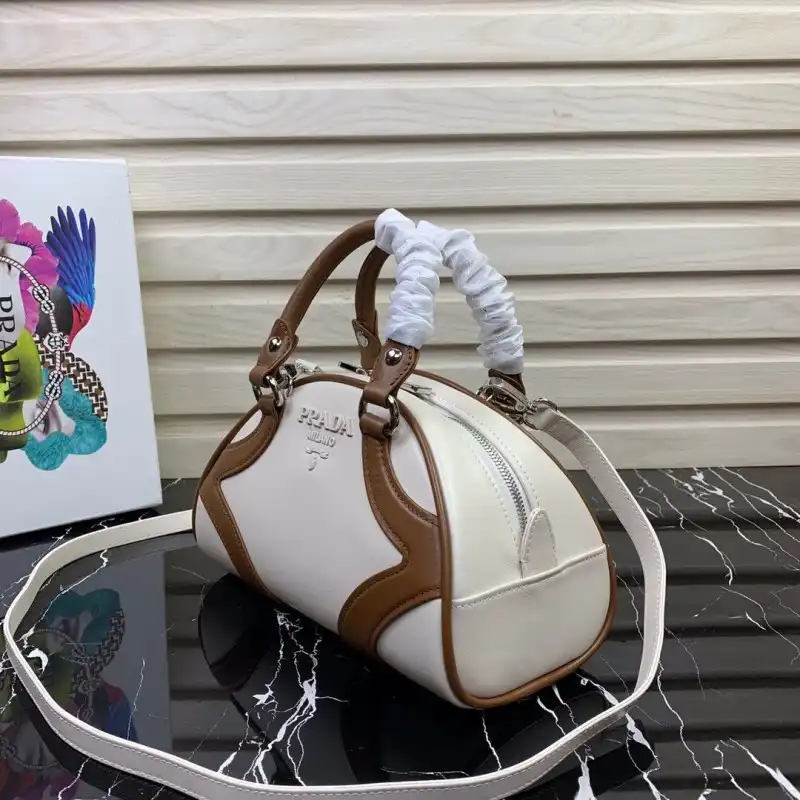 Pra*a bags 19b57b0066