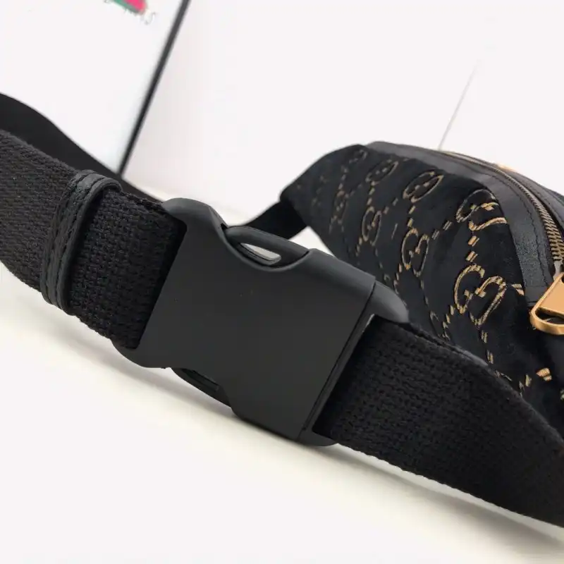 G*u*i bags 19b57g0085