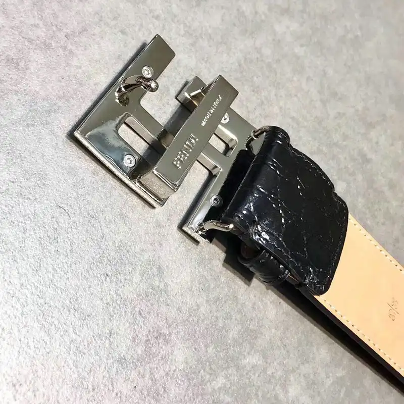 F**di s belte 19xf0051