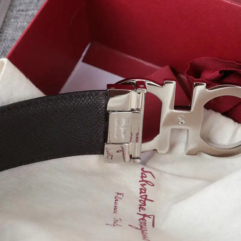 Salvatore Ferragamo s Belte 19xf0092