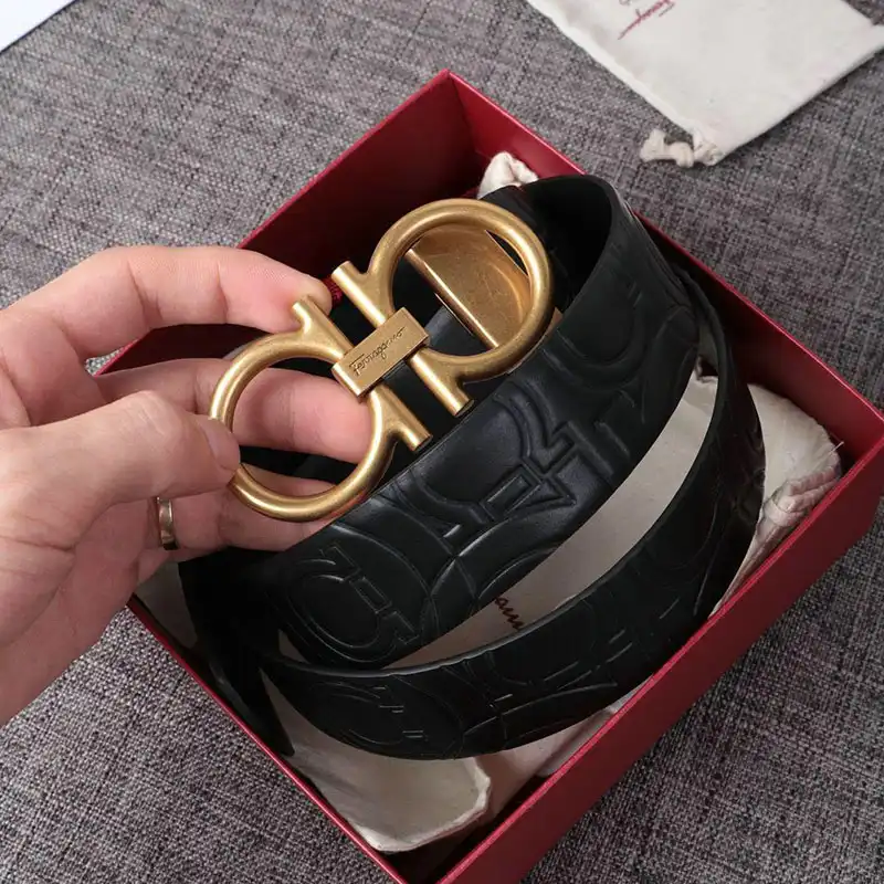 Salvatore Ferragamo s Belte 19xf0094