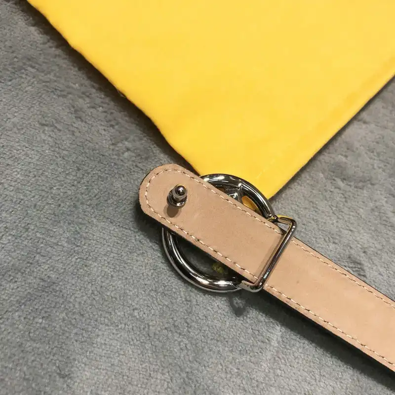 F**di s belt 2007xf0065