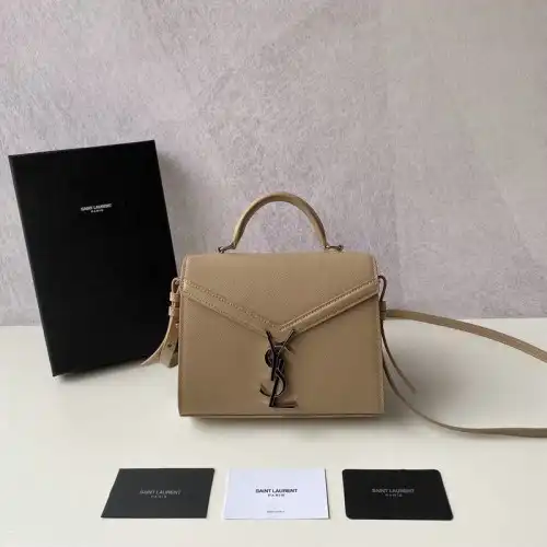 Y*L bags 2010b570020