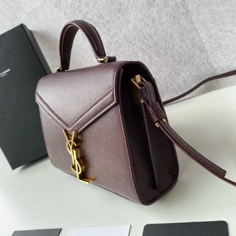 Y*L bags 2010b570021