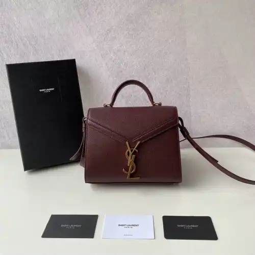 Y*L bags 2010b570021