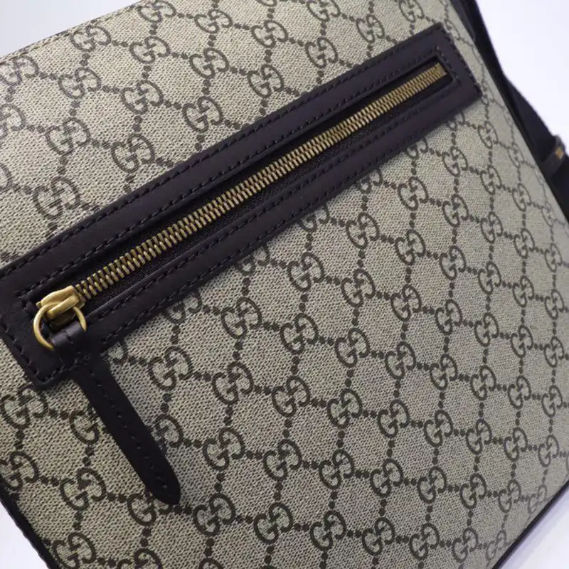 G*u*i crossbody bag 19gm0045