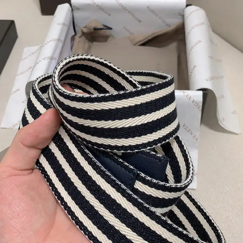 bo*te*ga Ve*ne*ta belts 2407xf0020