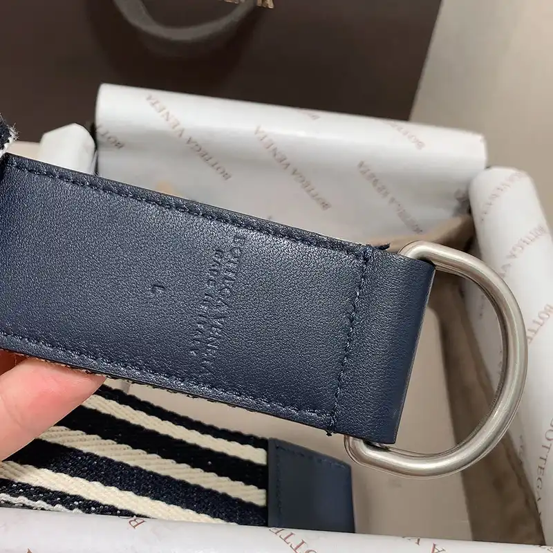 bo*te*ga Ve*ne*ta belts 2407xf0020