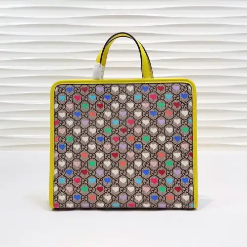 G*u*i bags 205b570018