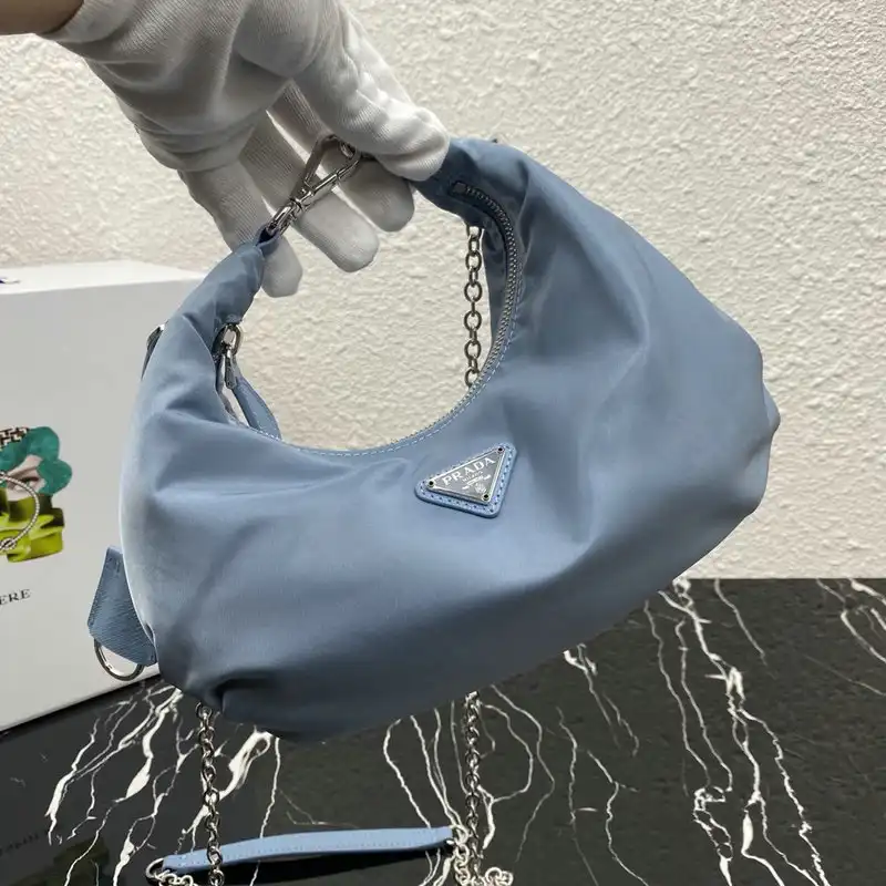 Pra*a bags 206b570026