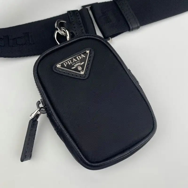 Pra*a bags 206b570120