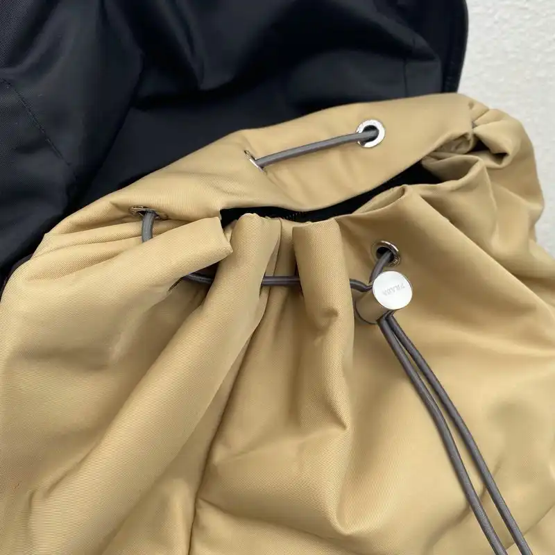 Pra*a bags 206b570125