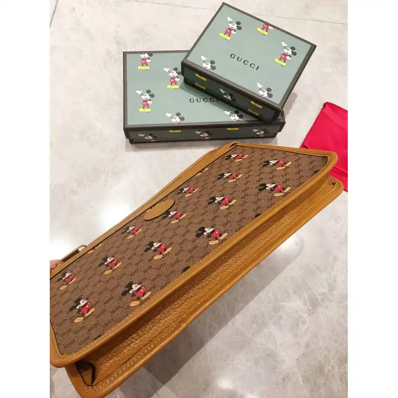 G*u*i bags 20dj570090