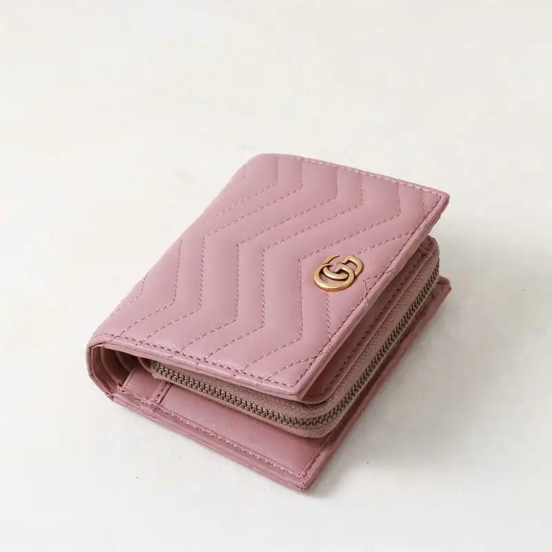 G*u*i bags 20b570309