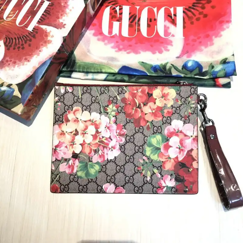 G*u*i bags 20guc0228