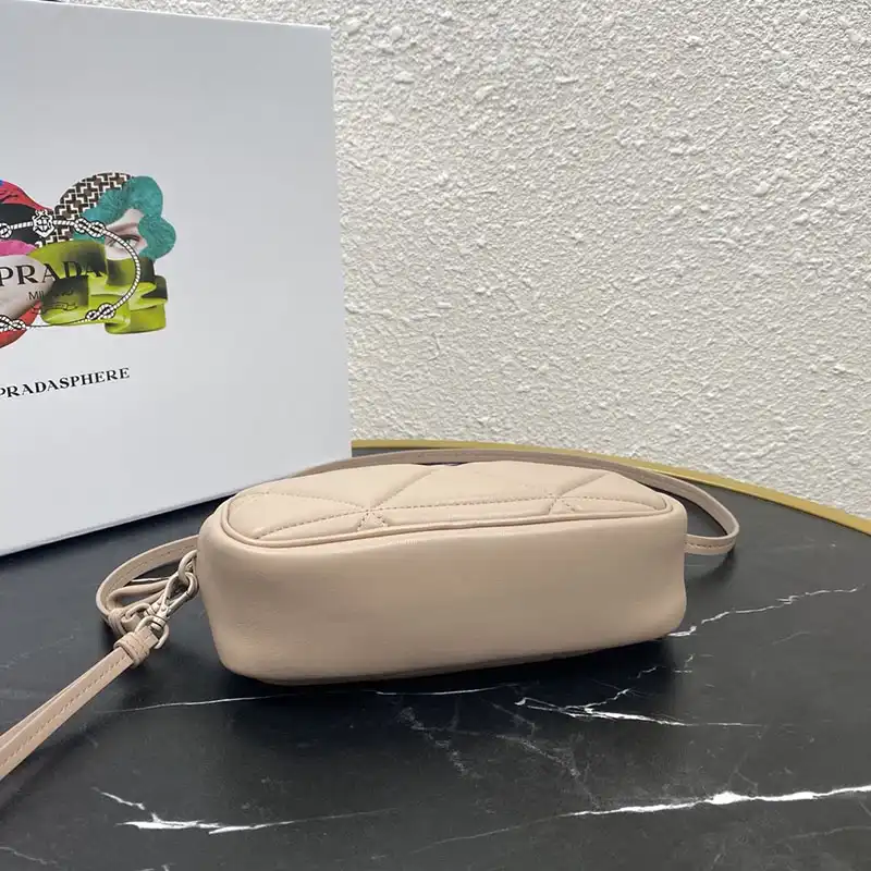 Pra*a bags 204b570046