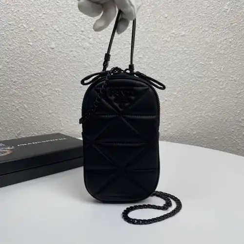 Pra*a bags 204b570055