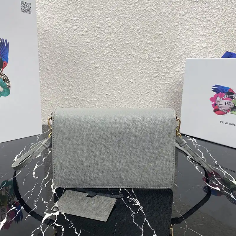 Pra*a bags 204b570063