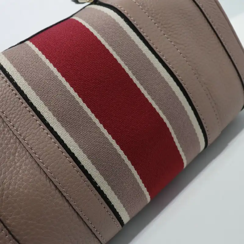 G*u*i bags 204b570088