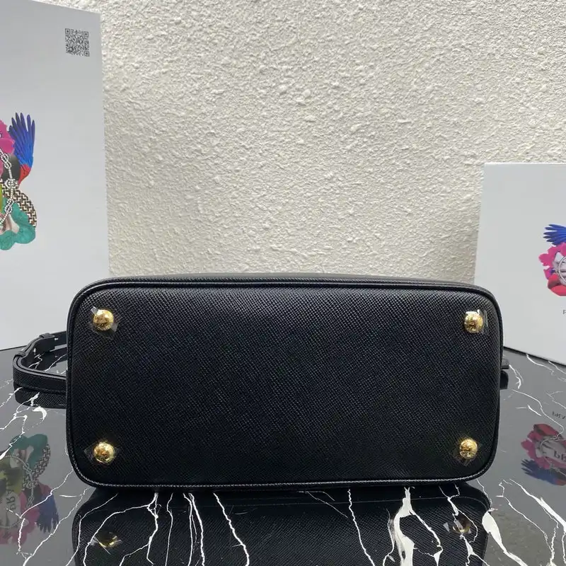 Pra*a bags 205fy0166