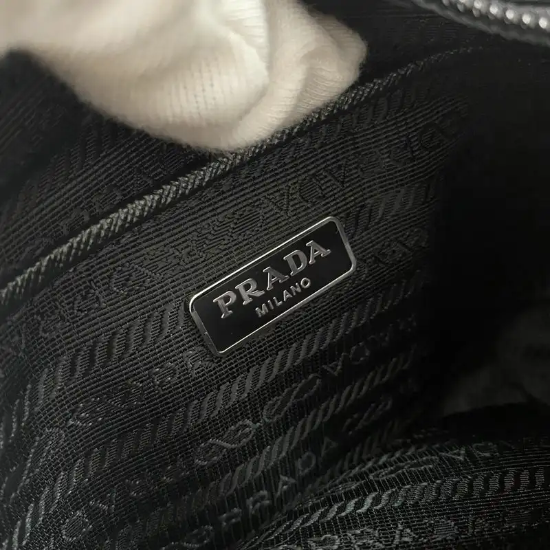 Pra*a bags 2101sh0032