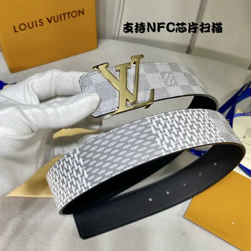 LV Belts 2102SH0038